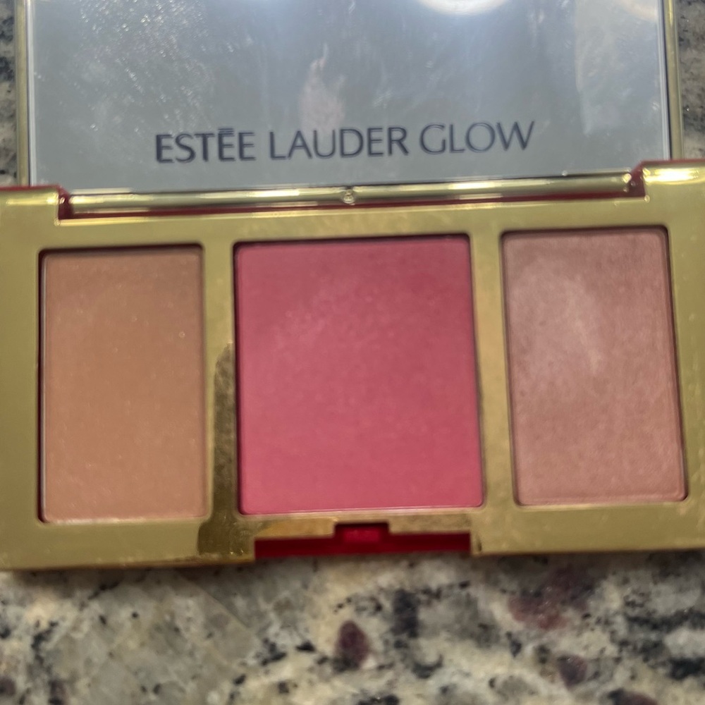 Estee Lauder Glow Face Palette